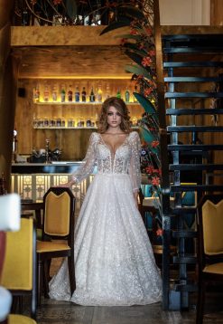 Gloria – Ρομαντικό Νυφικό Α Γραμμής Με Μακριά Μανίκια