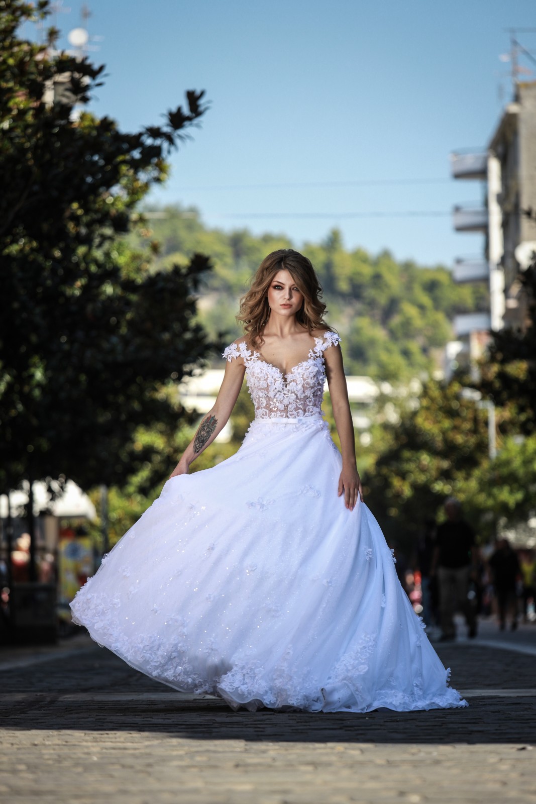 Gisele – Ρομαντικό Νυφικό Α Γραμμής Με 3D Floral Λεπτομέρειες