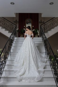 Πριγκιπικό νυφικό Harlem σε σκάλα - Fashion Brides Σέρρες.