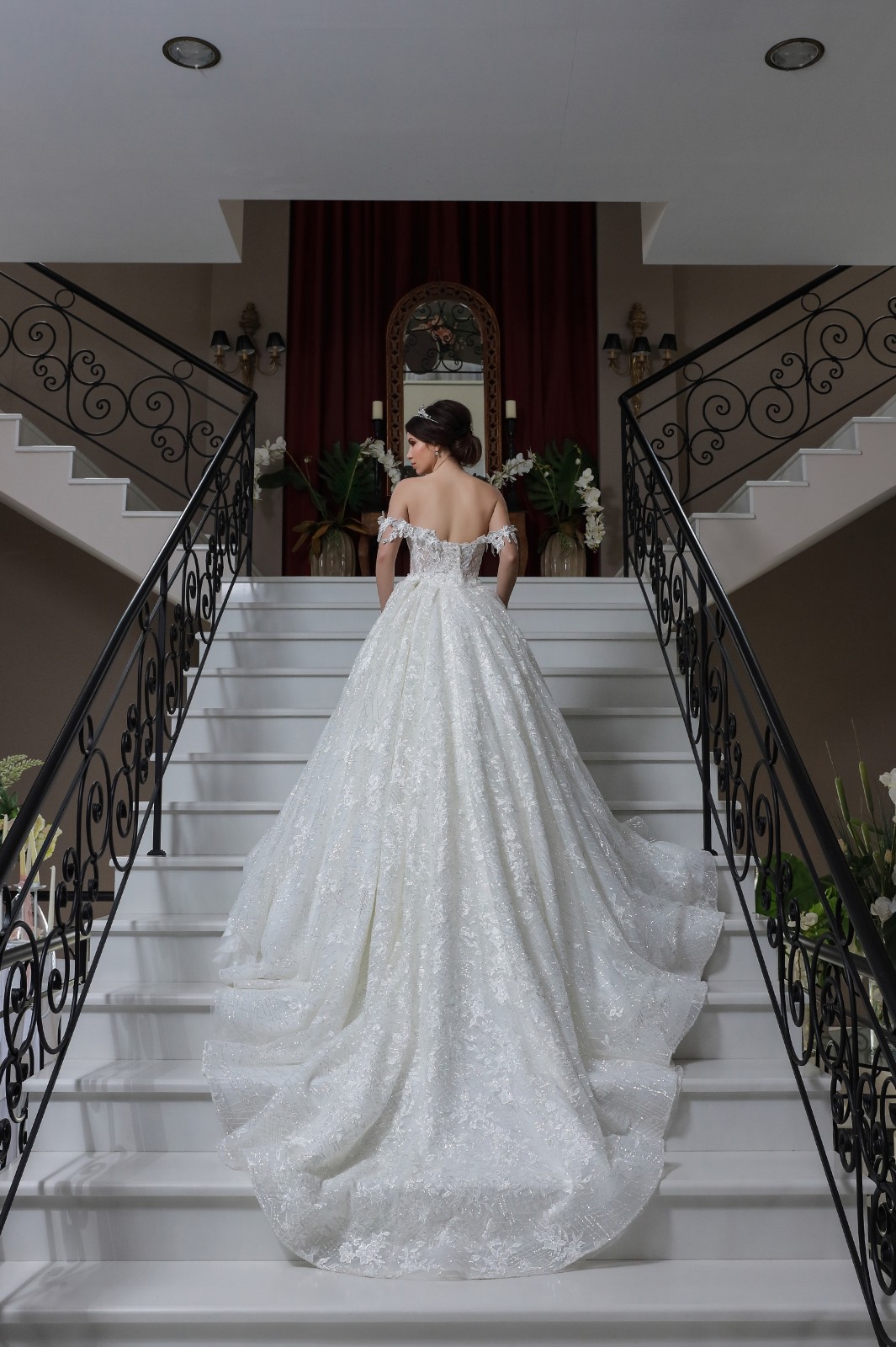 Πριγκιπικό νυφικό Harlem σε σκάλα - Fashion Brides Σέρρες.
