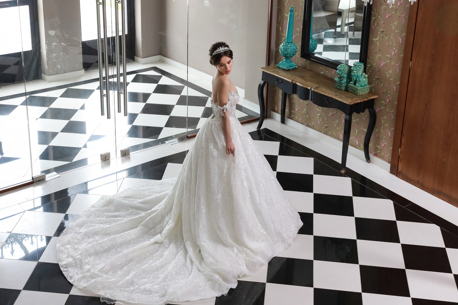 Νυφικό Harlem πριγκιπικό με κορσέ - Fashion Brides Σέρρες.