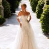 Νυφικό Sofi γοργονέ με κεντημένο μπούστο και off the shoulder ντεκολτέ - Fashion Brides Σέρρες.