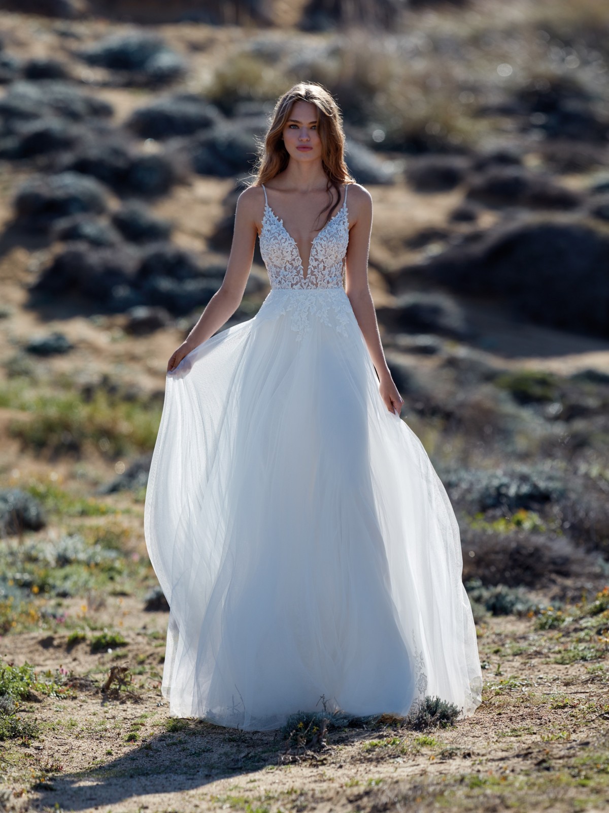 Ολόσωμο νυφικό Garbino σε Α γραμμή από τούλι - Fashion Brides Σέρρες.