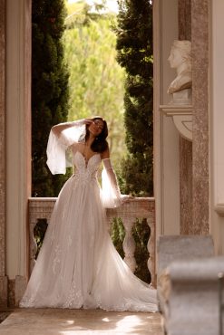 Νυφικό Lofgrain Α γραμμής με δαντέλα - Fashion Brides Σέρρες.