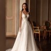 Νυφικό Malaga Α γραμμής με δαντέλα - Fashion Brides Σέρρες.
