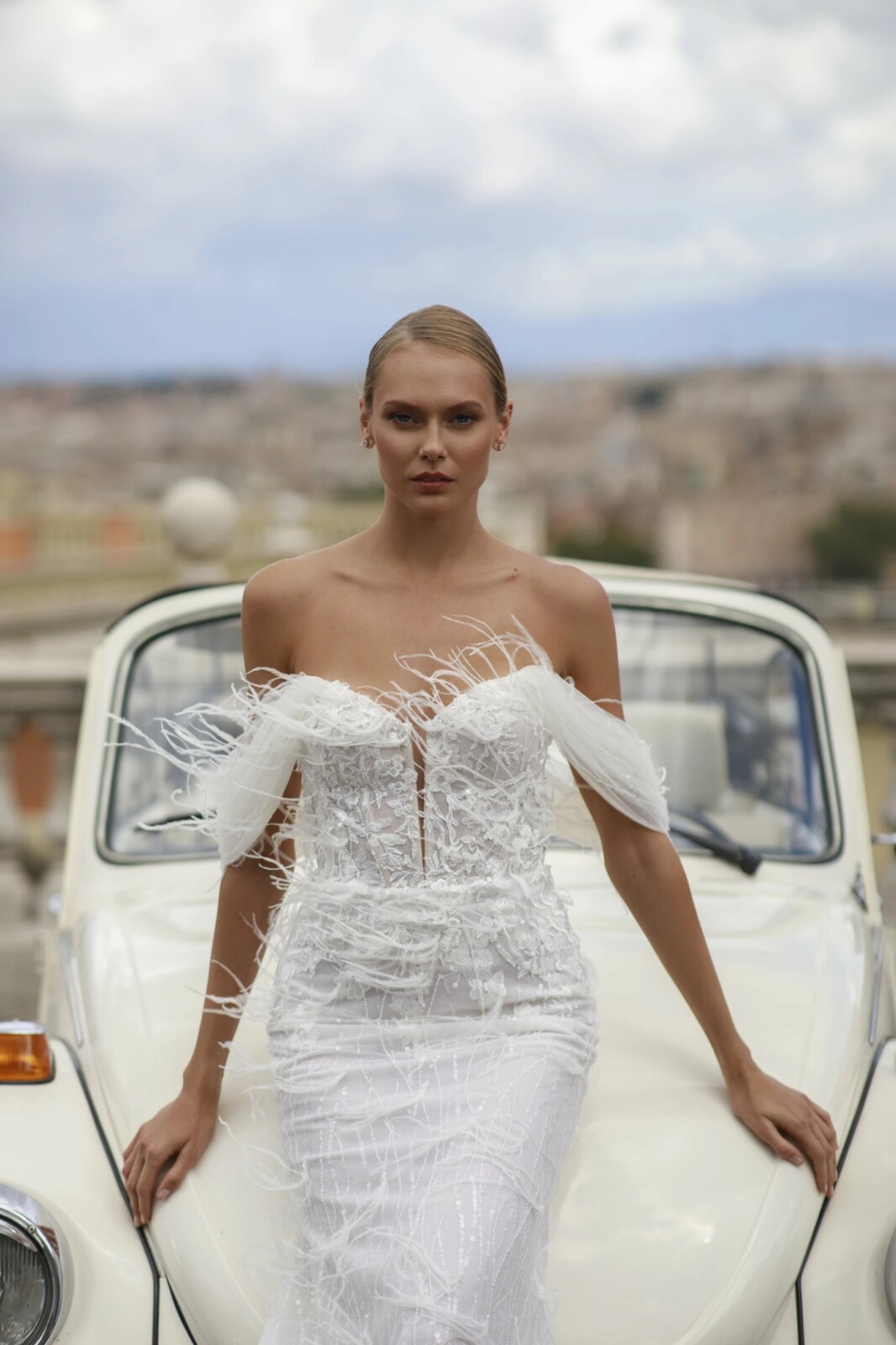 Λεπτομέρεια μπούστου Virginia με κορσέ - Fashion Brides Σέρρες.