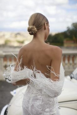 Πλάτη νυφικού Virginia με διάφανο ύφασμα - Fashion Brides Σέρρες.