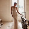 Νυφικό Pandora σε γοργονέ γραμμή με στρας - Fashion Brides Σέρρες.